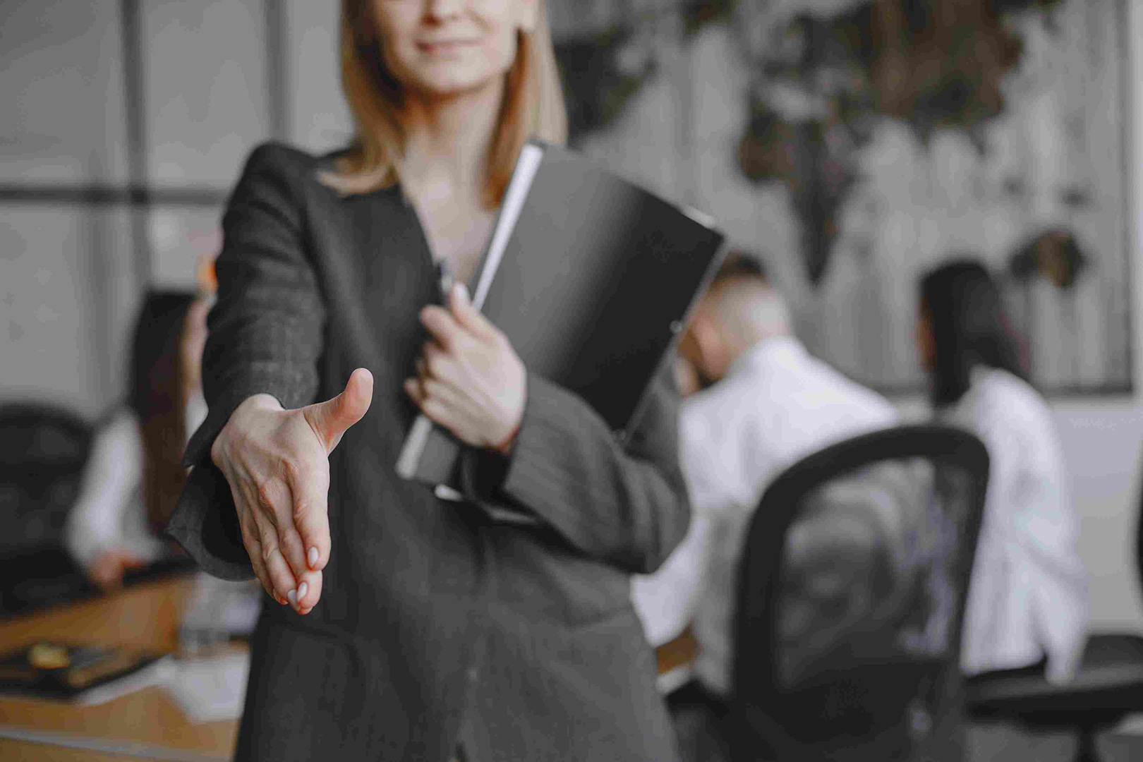 Confidentialité garantie pour les services administratifs destinés aux entreprises, PME et indépendants en Valais et en Suisse romande